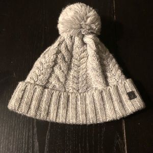 Grey toque